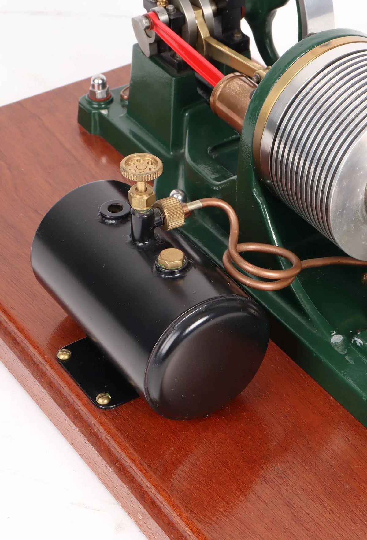 Cotswold Heritage ''Fury'' hot air engine