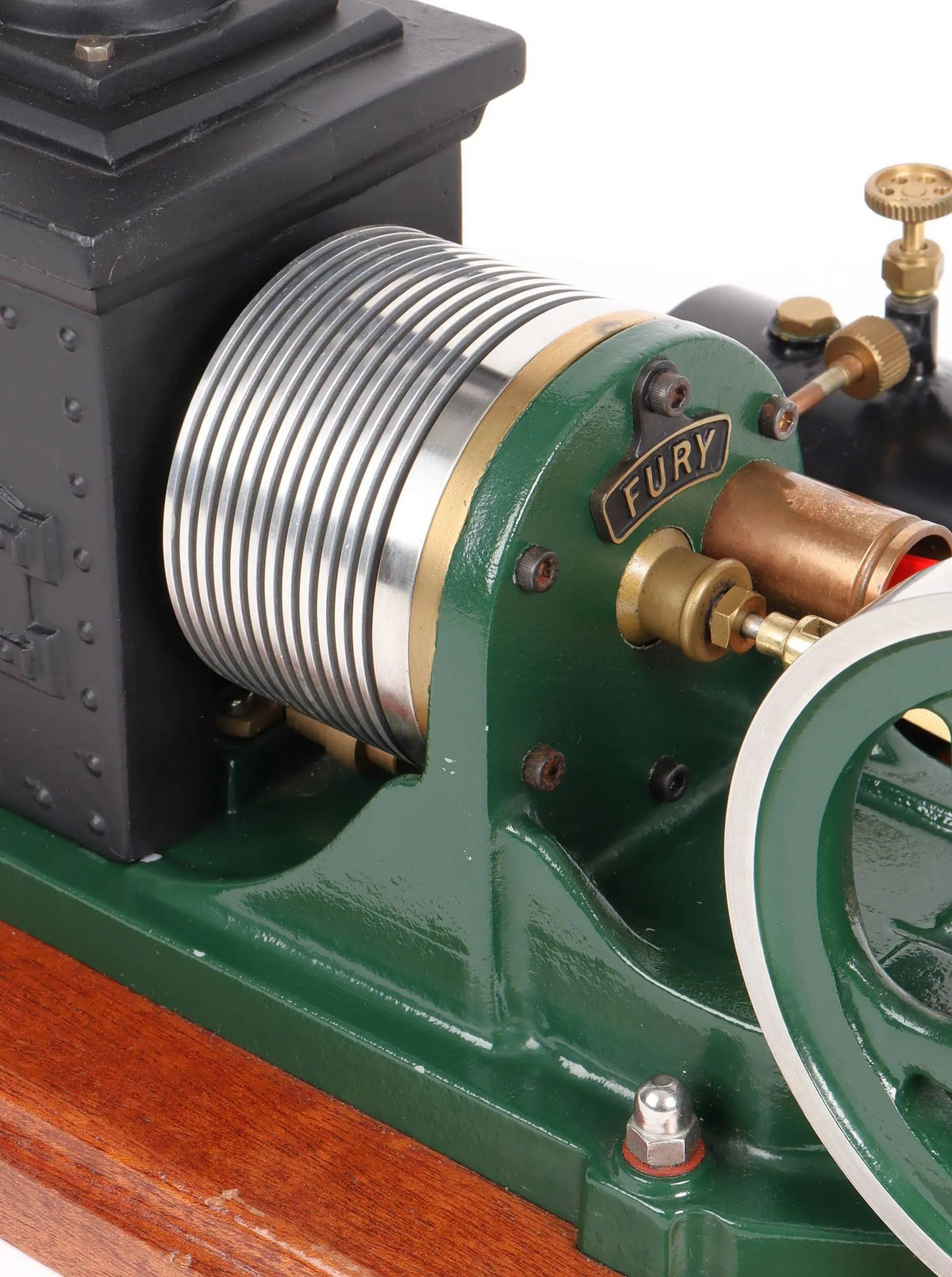 Cotswold Heritage ''Fury'' hot air engine