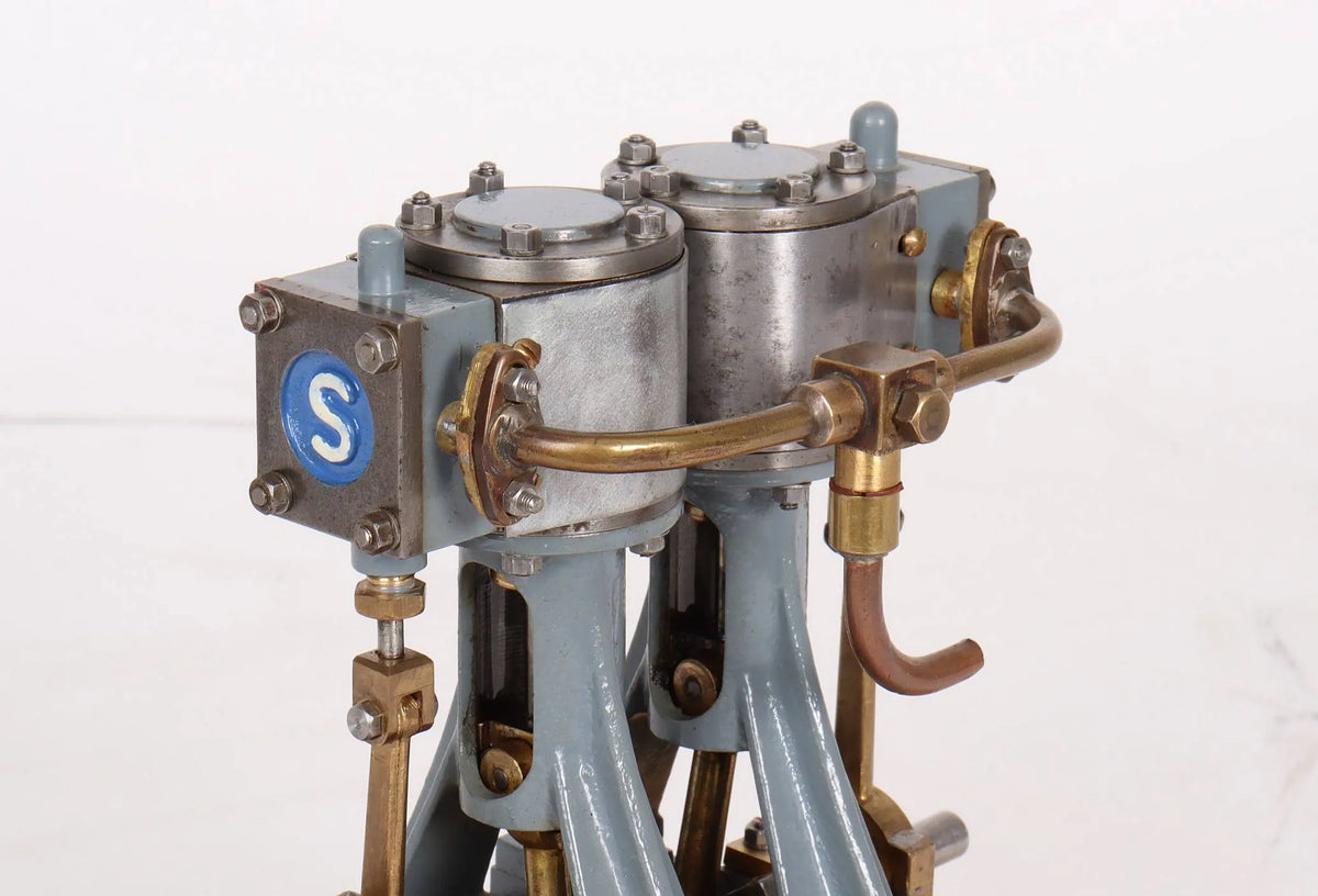 Stuart Double Ten vertical engine