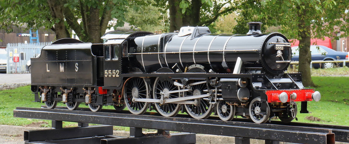 5 inch gauge LMS 4-6-0 No. 5552 "Silver Jubilee"