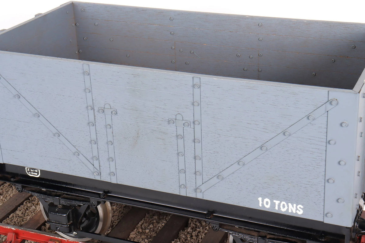 5 inch gauge 7-plank wagon