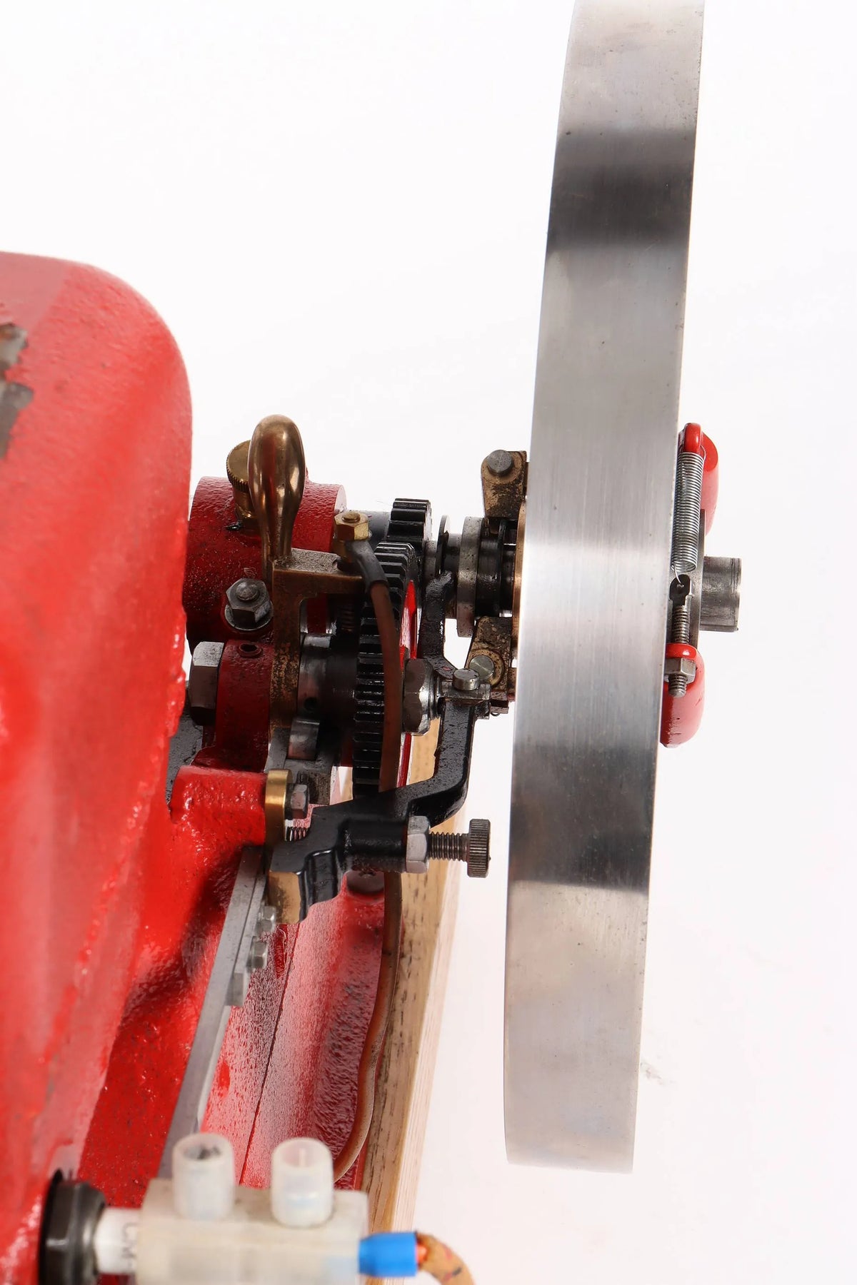 Red Wing hit & miss engine