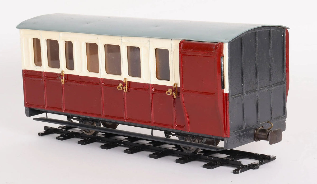 Pair of 16mm narrow gauge coaches