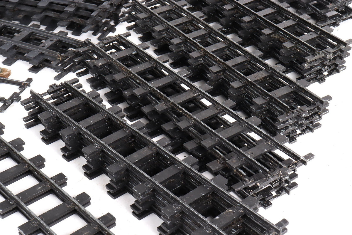 Quantity of 32mm track