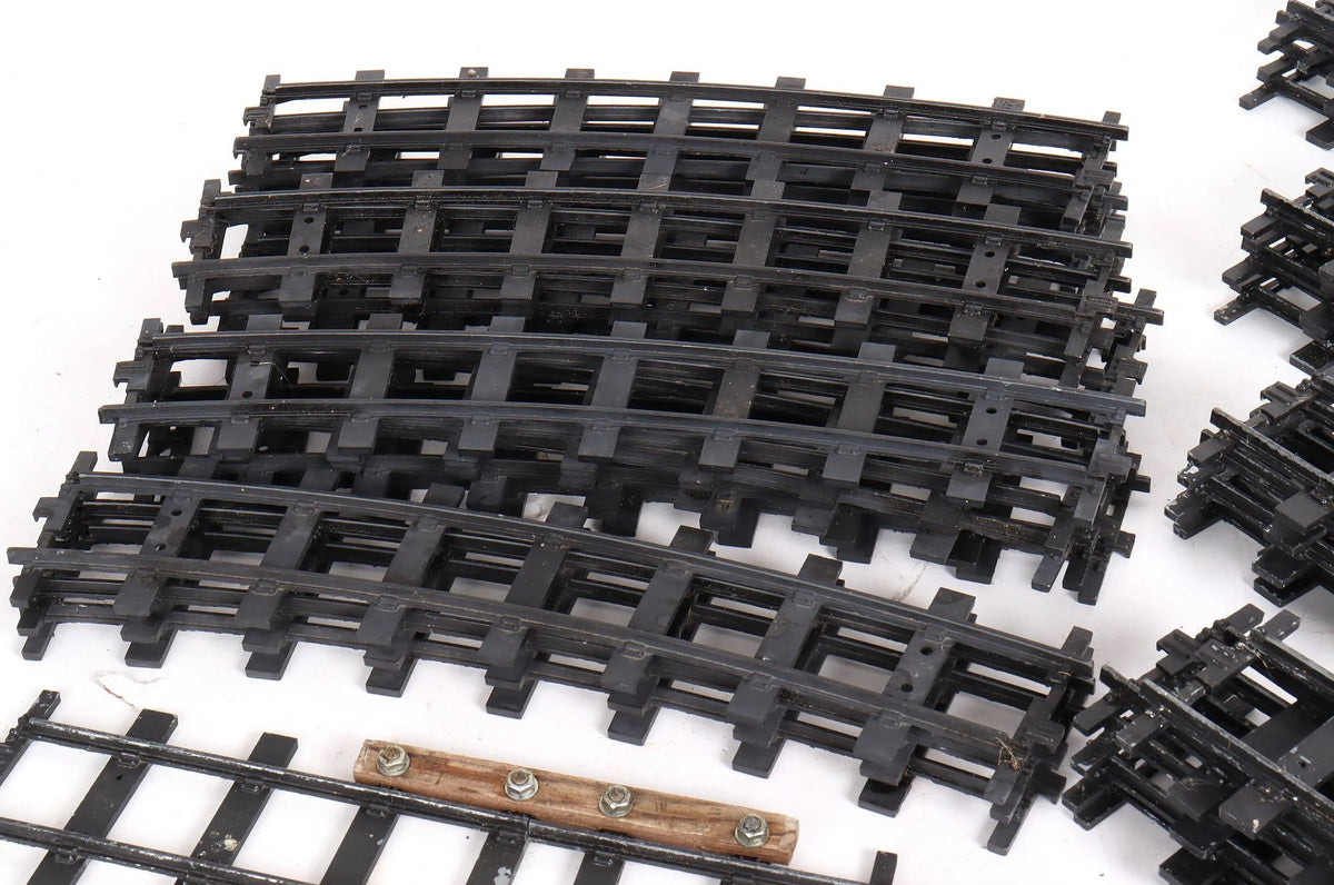 Quantity of 32mm track