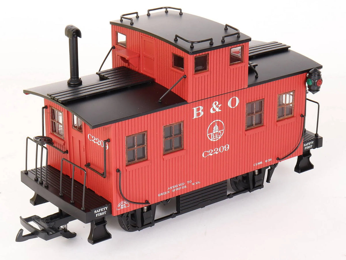 Pair of gauge 1 Aristocraft flat cars & caboose