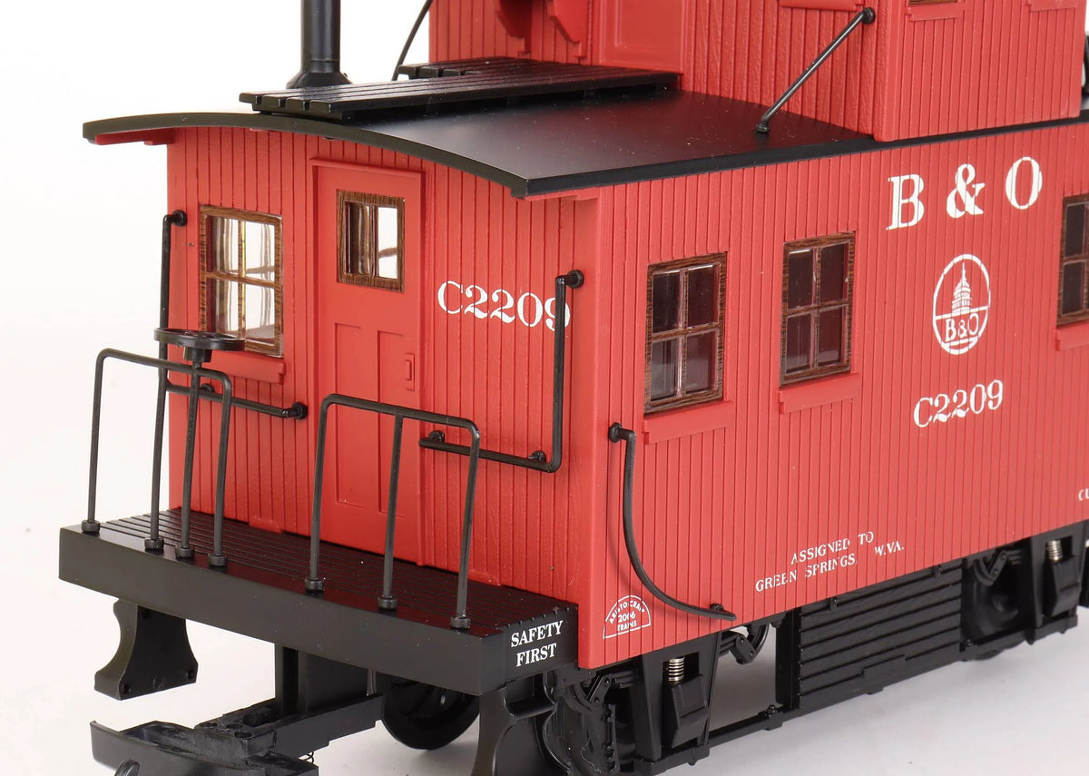 Pair of gauge 1 Aristocraft flat cars & caboose