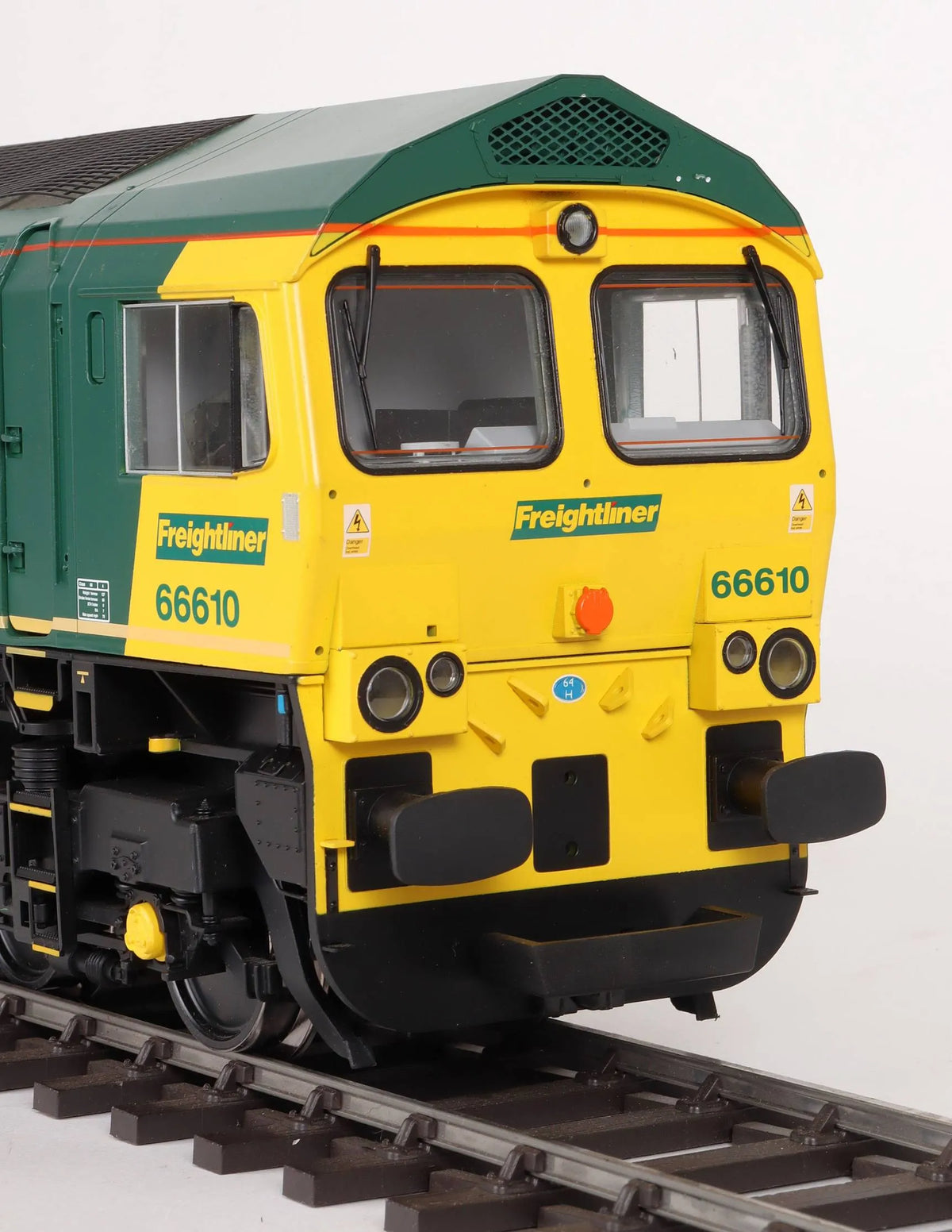 Gauge 1 Aristocraft EMD Class 66 diesel locomotive