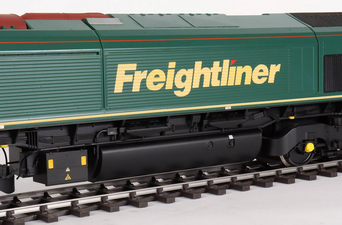 Gauge 1 Aristocraft EMD Class 66 diesel locomotive