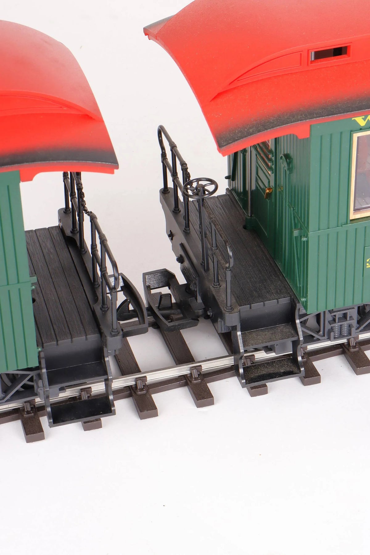 Rake of three gauge 1 WP&YR coaches