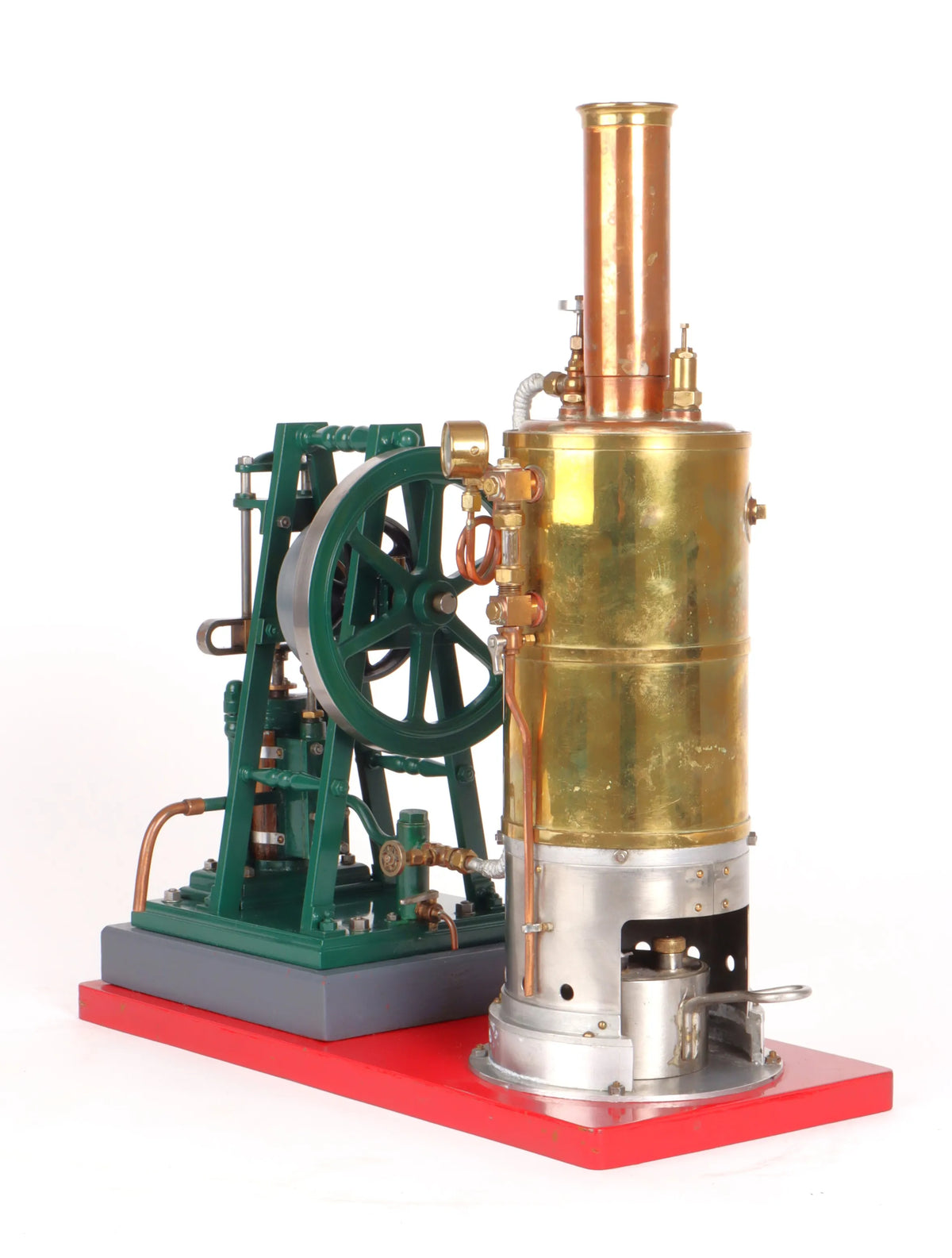 Small steam plant with vertical engine