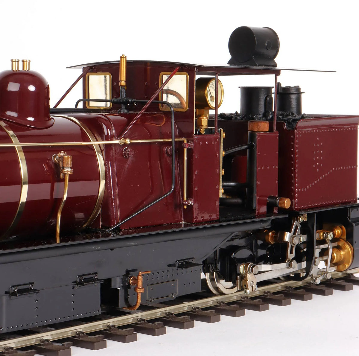 32mm/45mm gauge Roundhouse Darjeeling D-class 0-4-0 + 0-4-0 Garratt