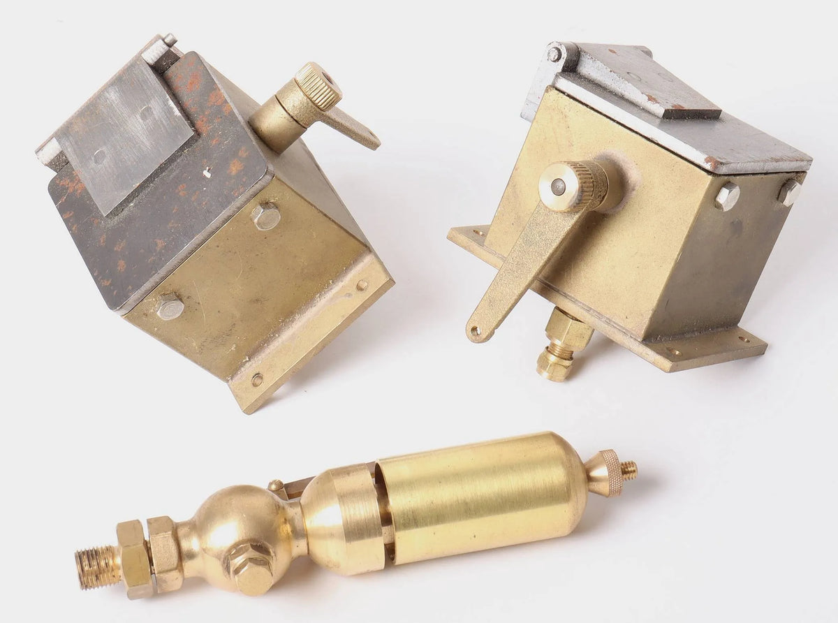 Pair new lubricators and whistle