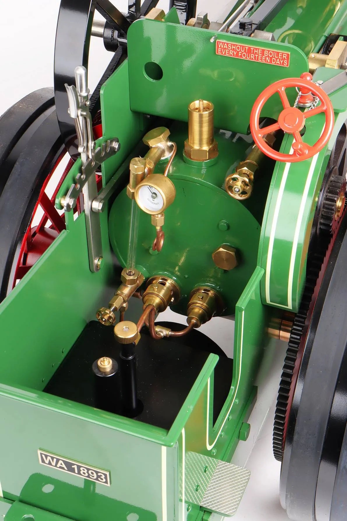 1 1/2 inch scale Allchin agricultural engine