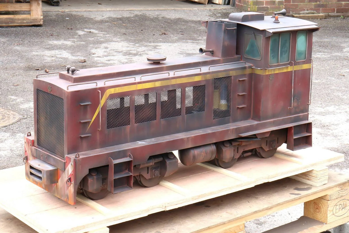 5 inch narrow gauge Baldwin diesel shunter
