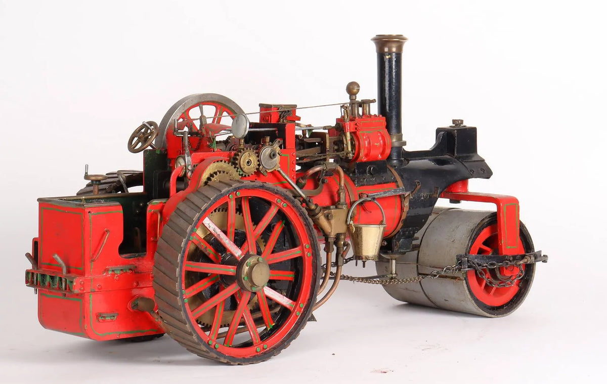 1 inch scale "Minnie" convertible steam roller