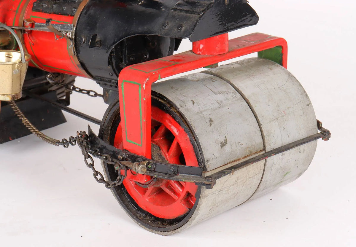 1 inch scale "Minnie" convertible steam roller