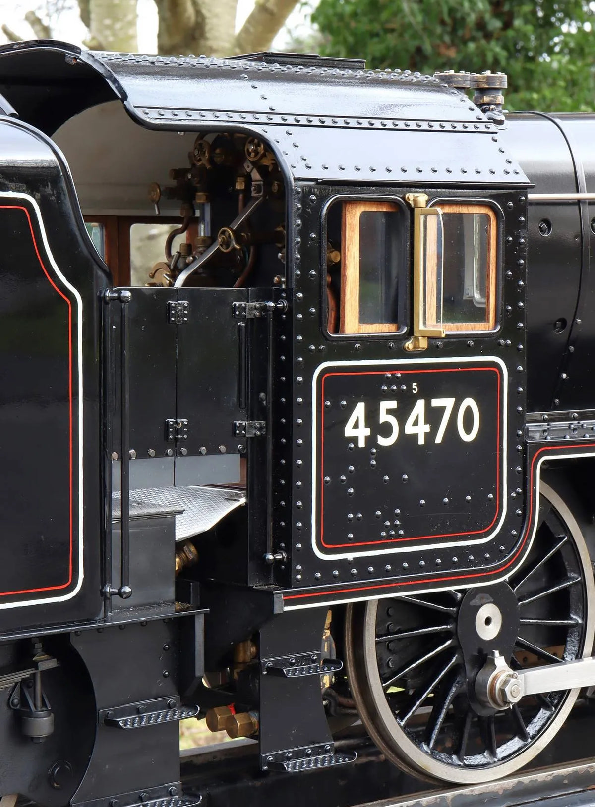 5 inch gauge LMS Black 5