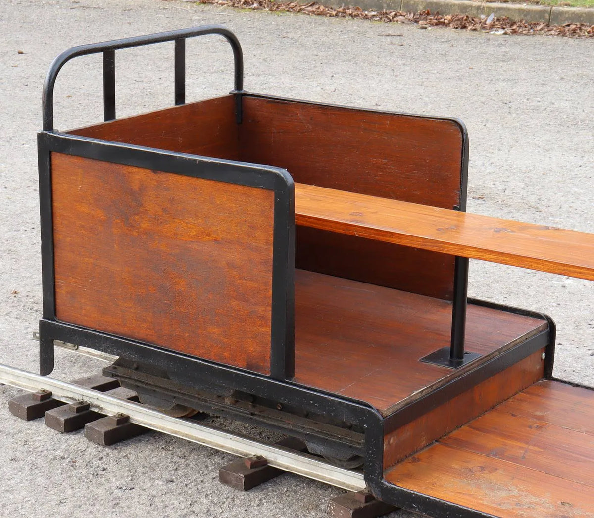 7 1/4 inch gauge air braked bogie coach