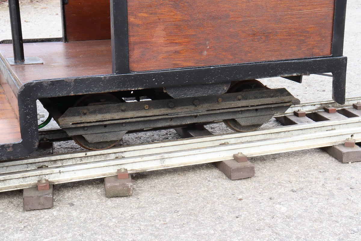 7 1/4 inch gauge air braked bogie coach
