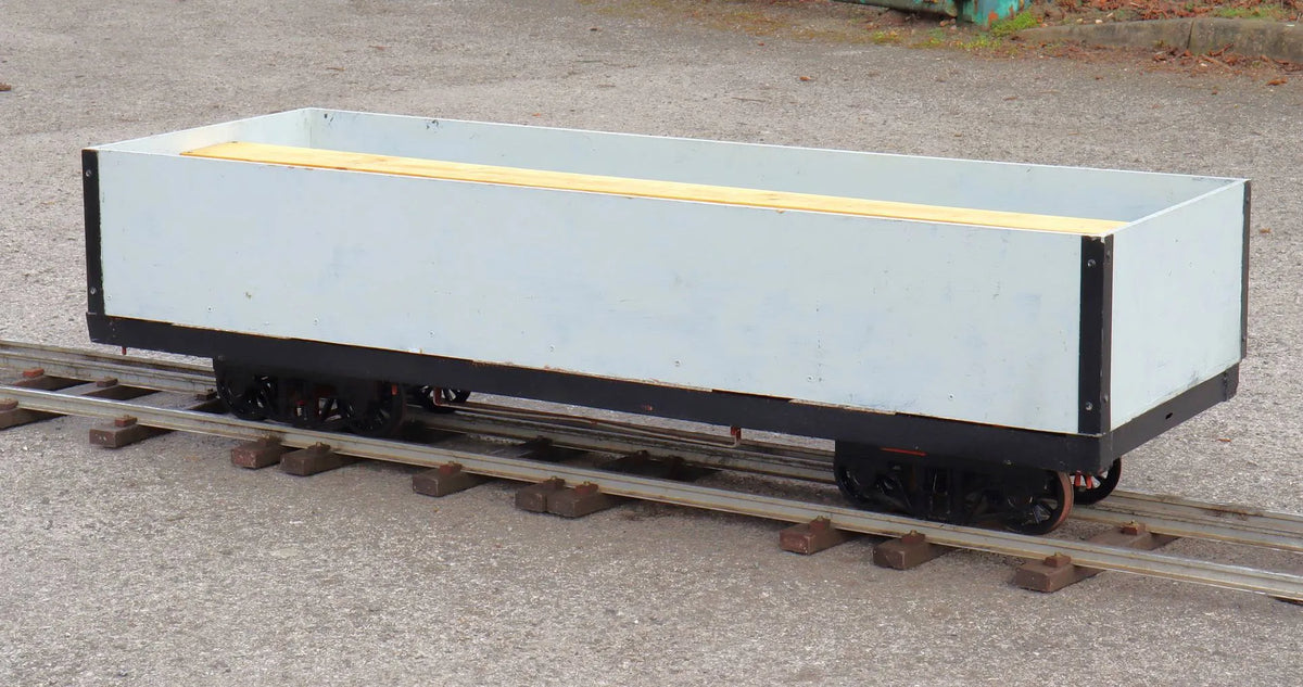 7 1/4 inch gauge bogie coach