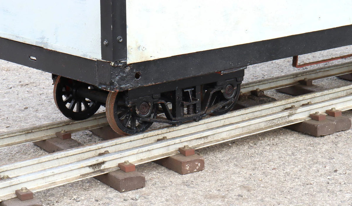 7 1/4 inch gauge bogie coach