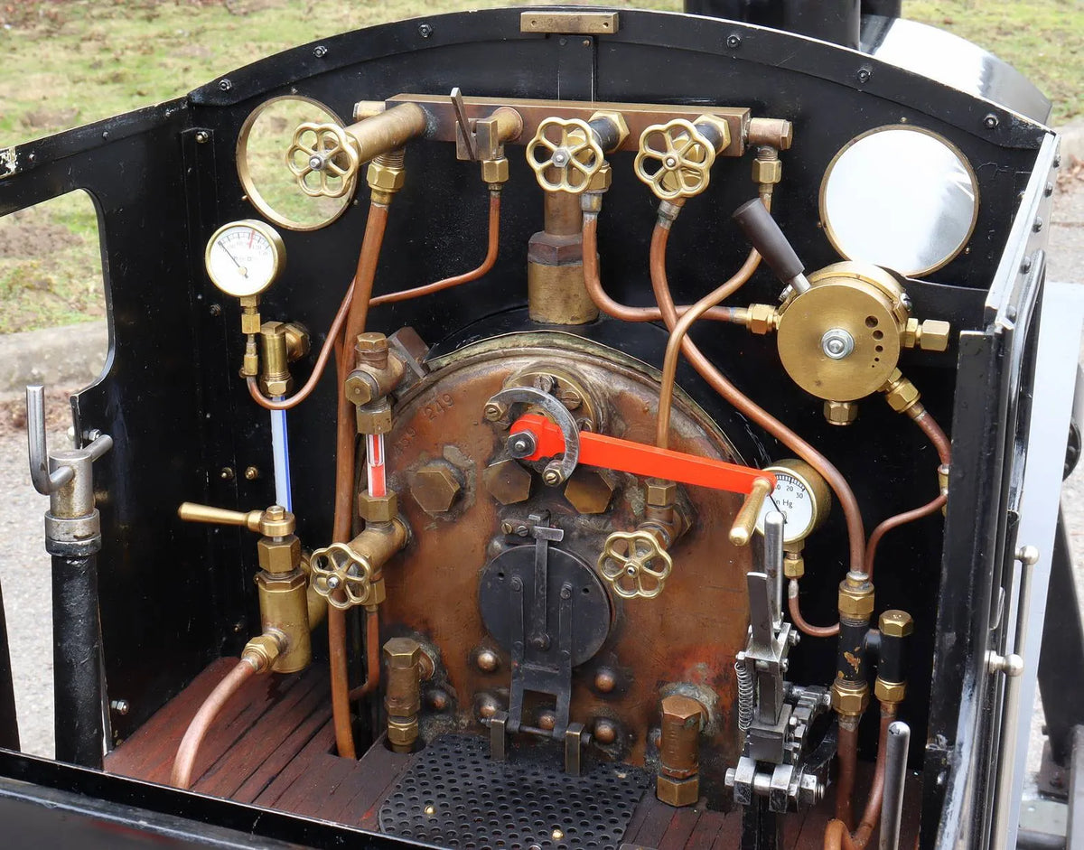 7 1/4 inch gauge "Holmside" 0-6-0T
