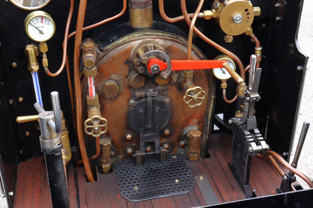 7 1/4 inch gauge "Holmside" 0-6-0T