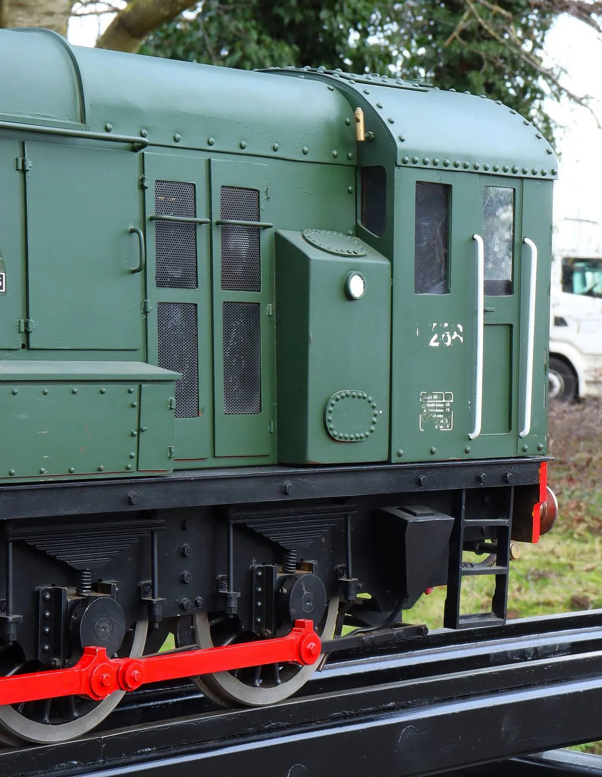5 inch gauge Class 08 shunter