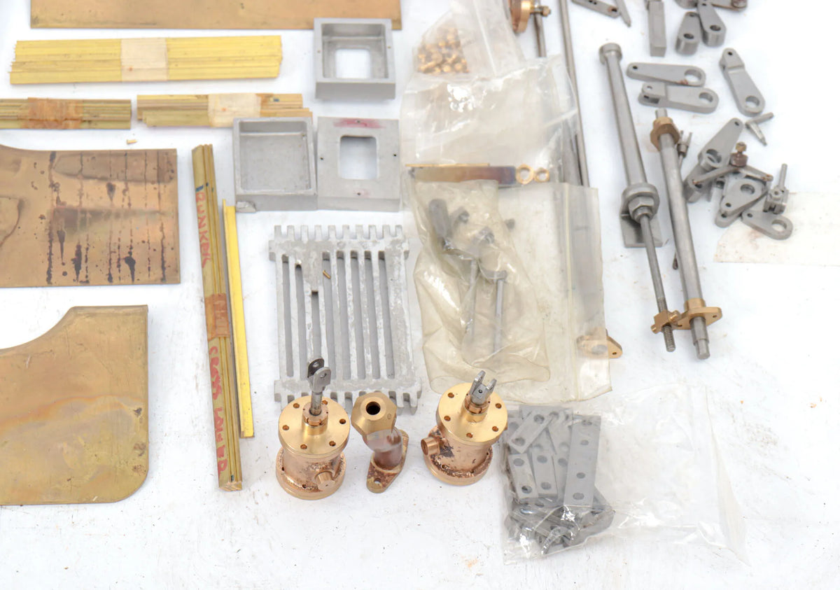 5 inch gauge GWR 0-6-0PT "Pansy" parts, castings & boiler