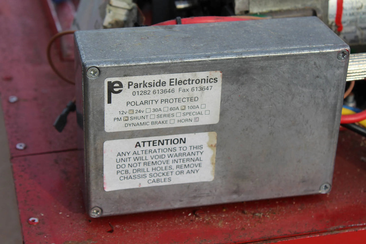 5 inch narrow gauge battery-electric shunter