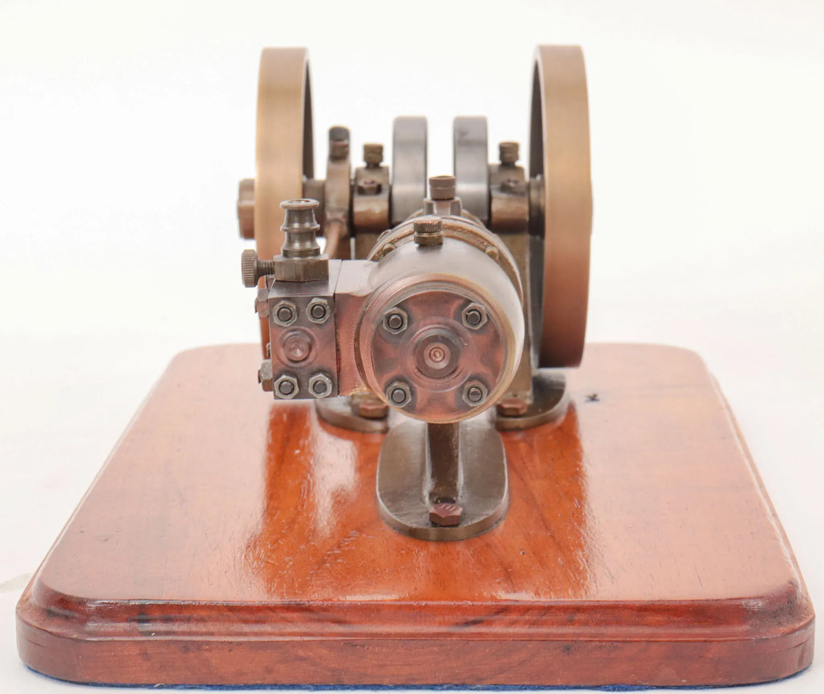 Horizontal mill engine