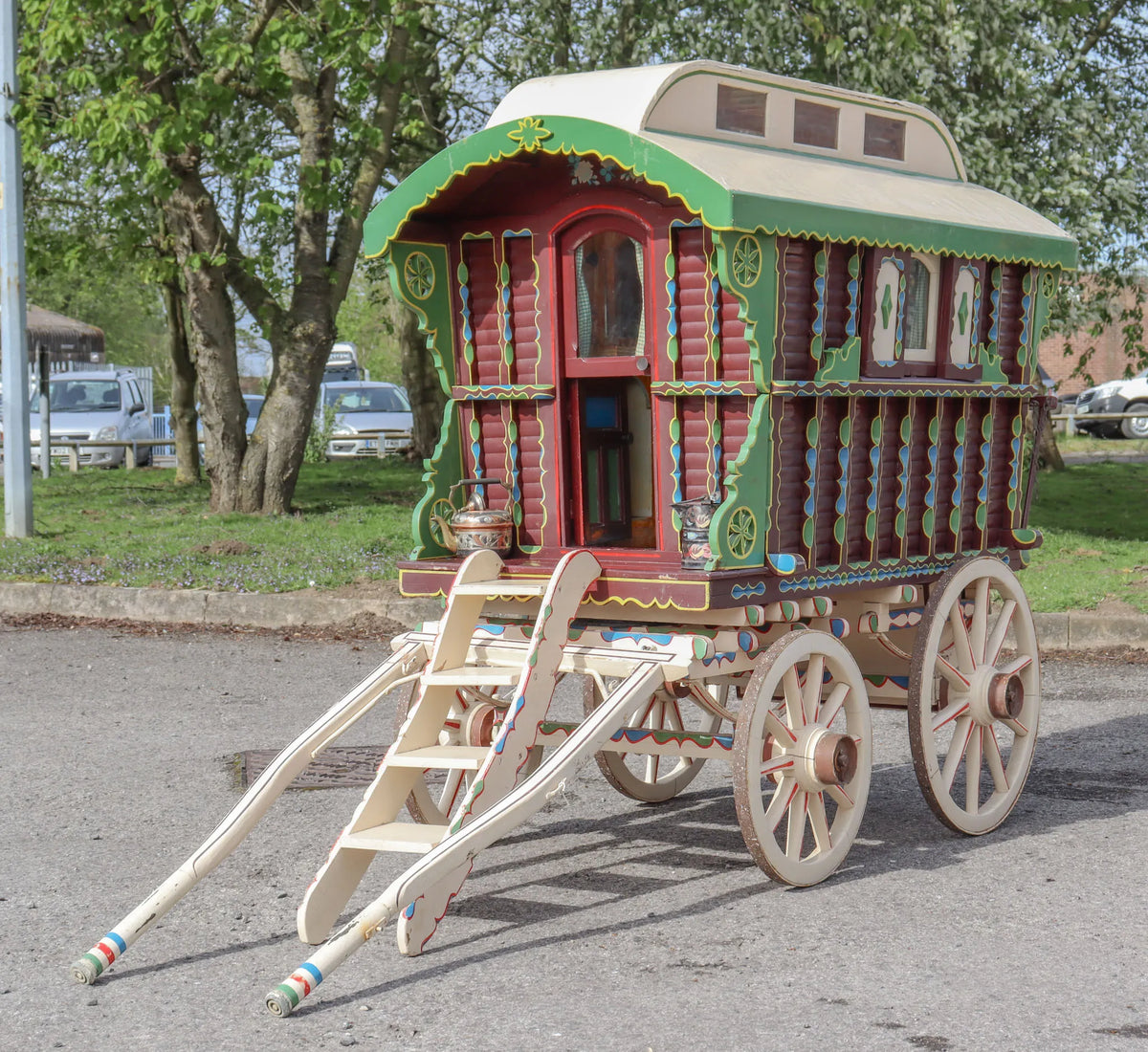 Travellers' caravan