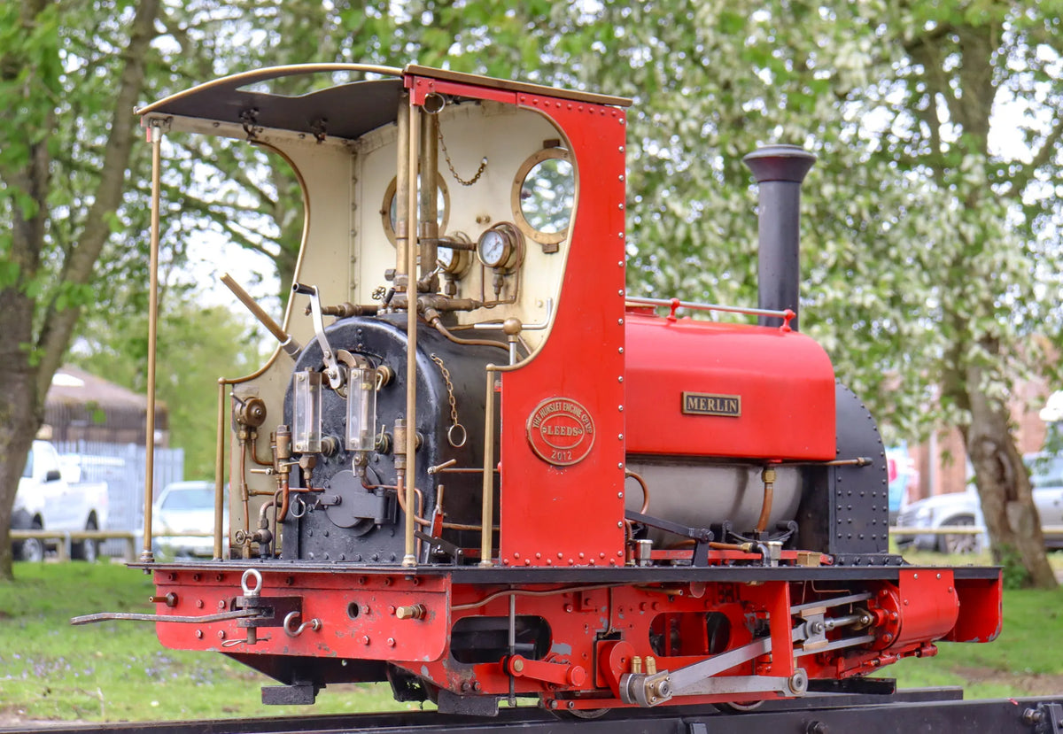 7 1/4 inch narrow gauge Hunslet 0-4-0ST