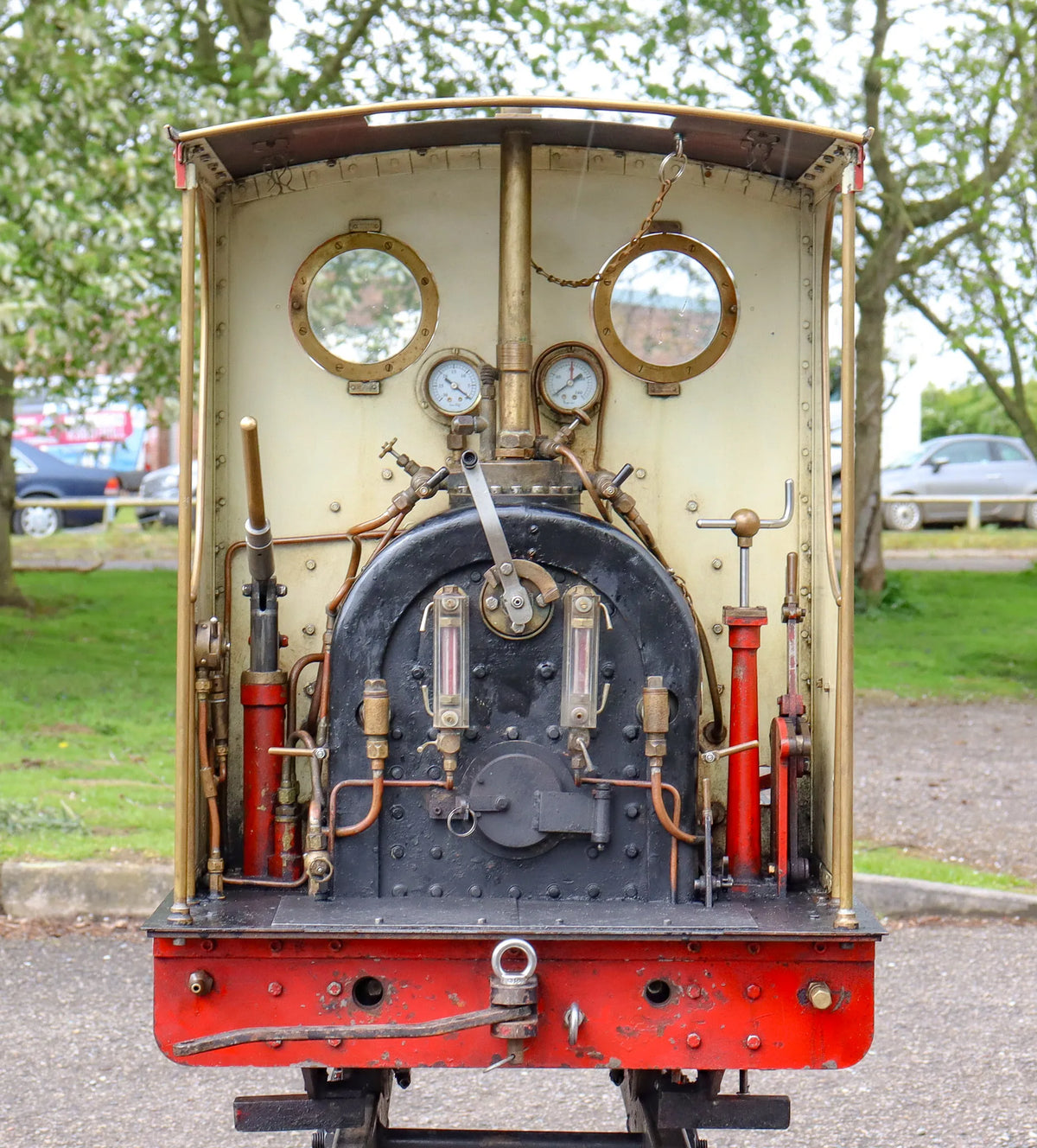 7 1/4 inch narrow gauge Hunslet 0-4-0ST