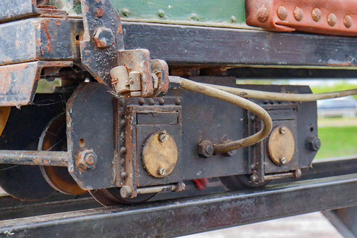 5 inch gauge braked raised level driving truck