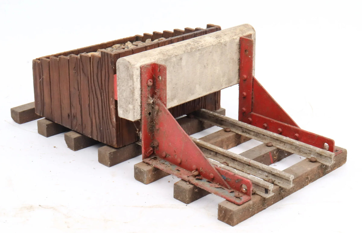 Two pairs 5 inch gauge buffer stops