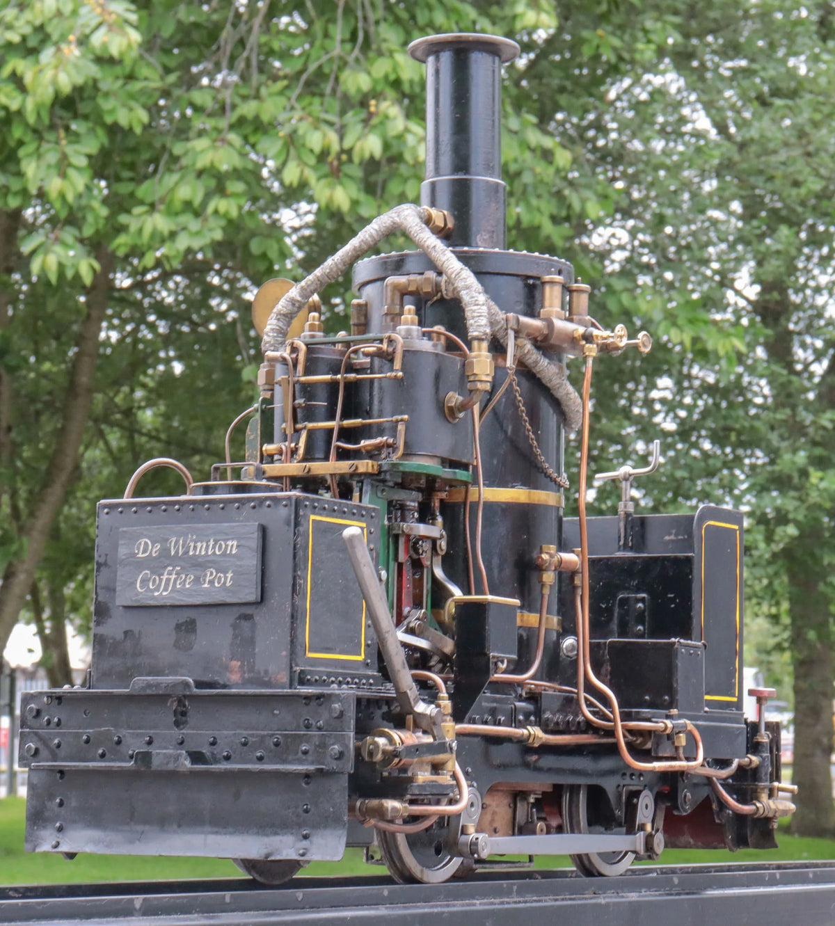 5 inch narrow gauge DeWinton 0-4-0VB
