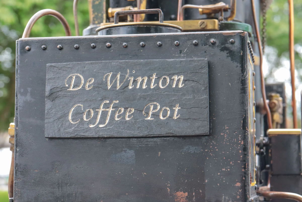 5 inch narrow gauge DeWinton 0-4-0VB