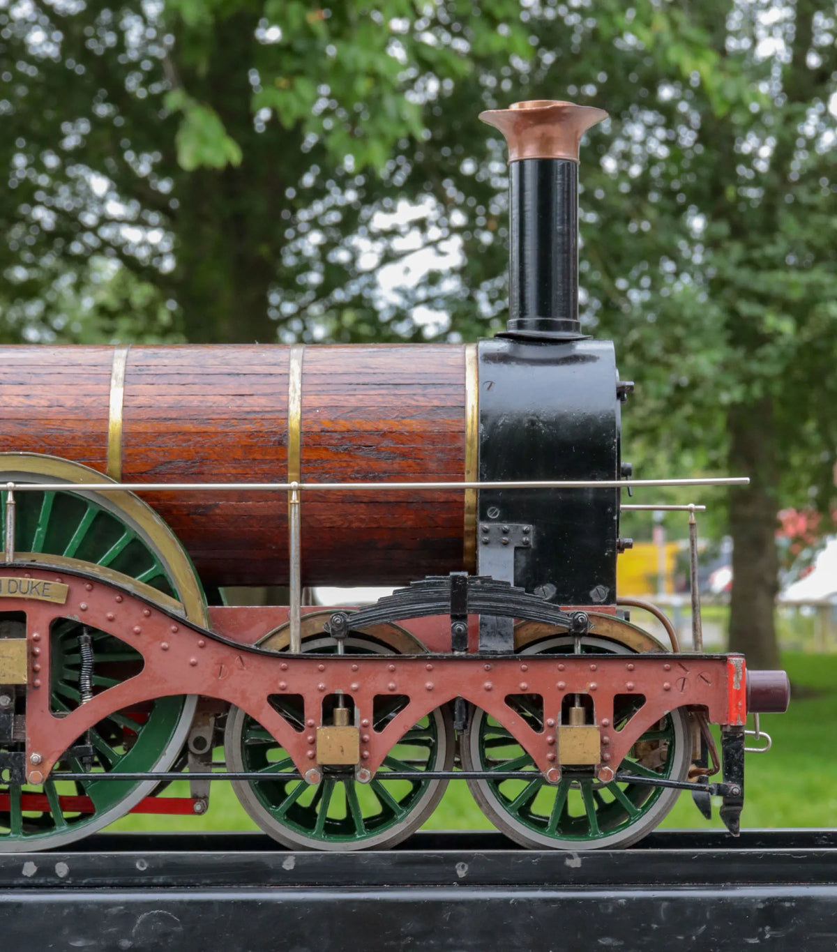 5 inch broad gauge GWR 4-2-2 ''Iron Duke''