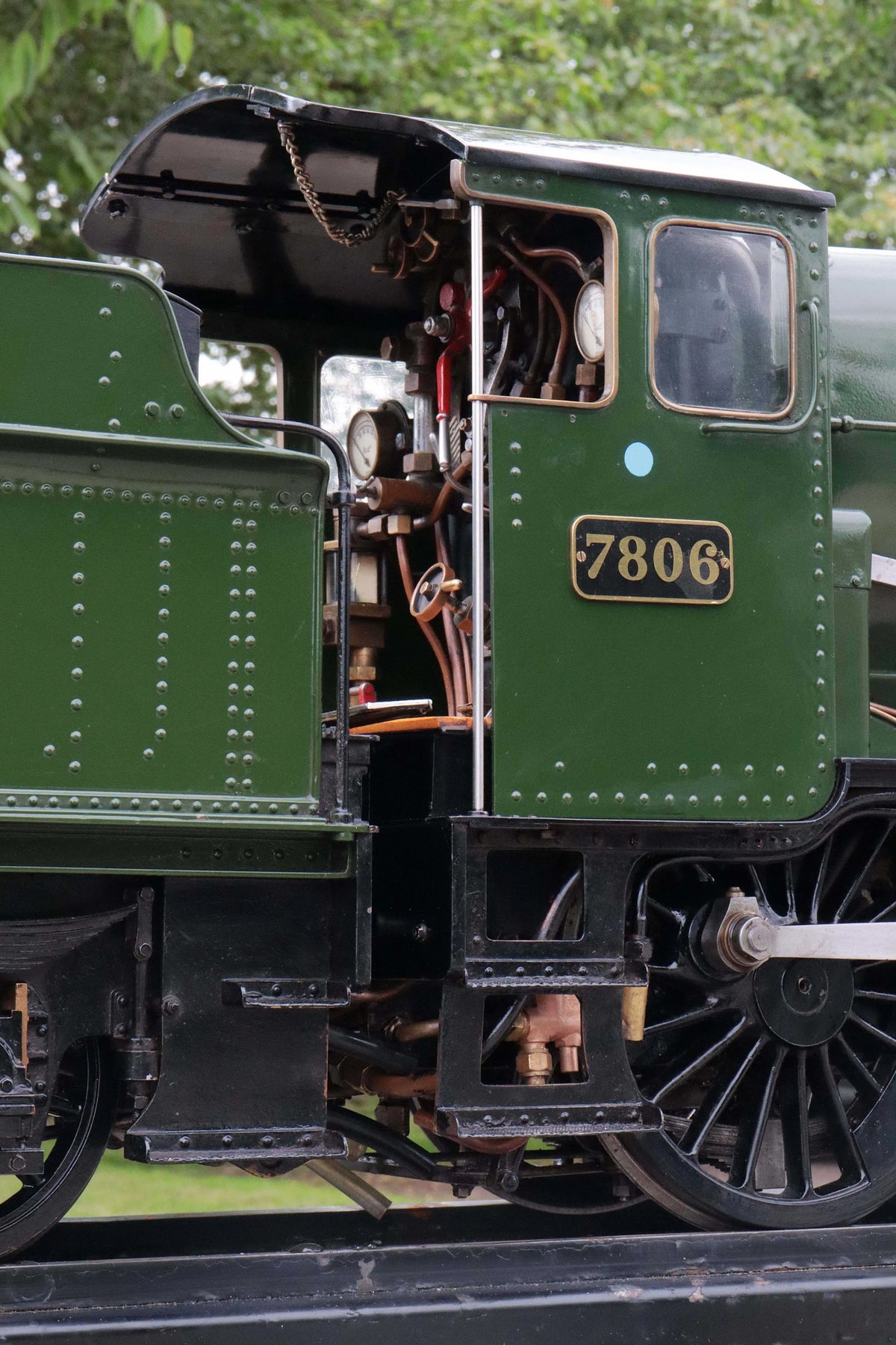 5 inch gauge GWR 4-6-0 No.7806 "Cockington Manor"