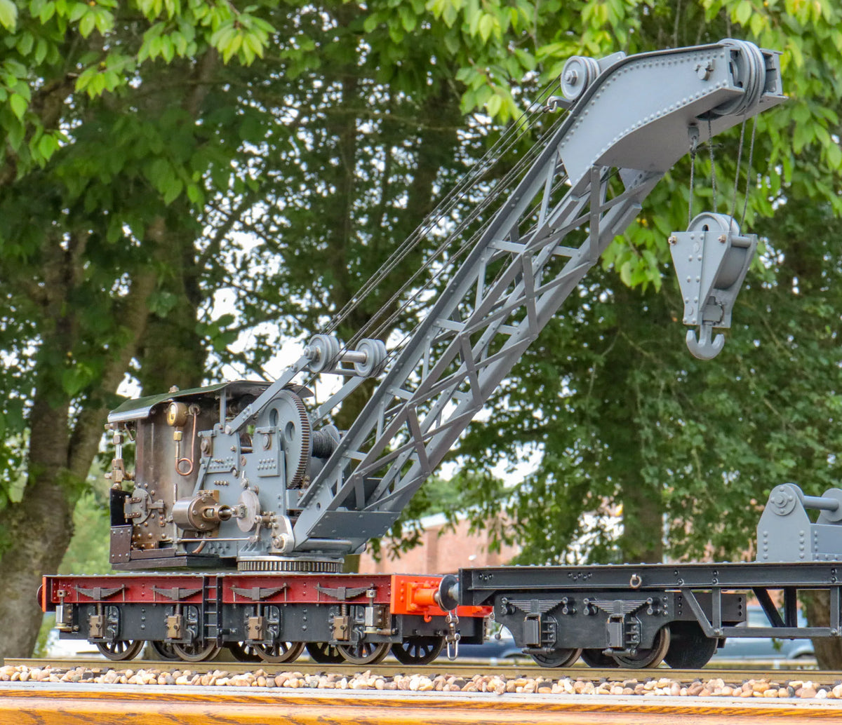 2 1/2 inch gauge steam crane with match truck