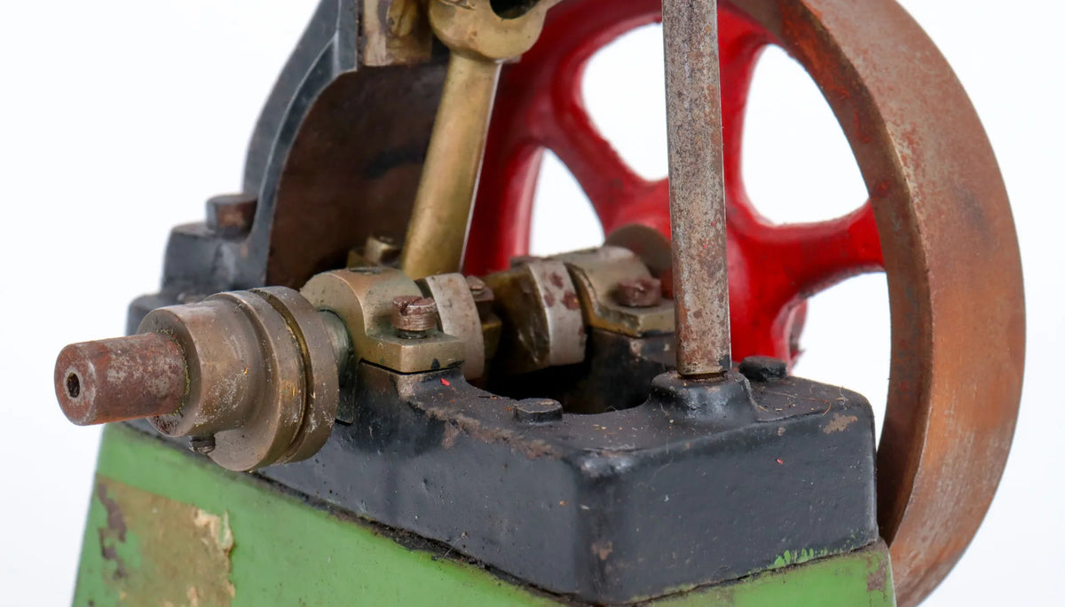 Pre-war Stuart 10V vertical engine