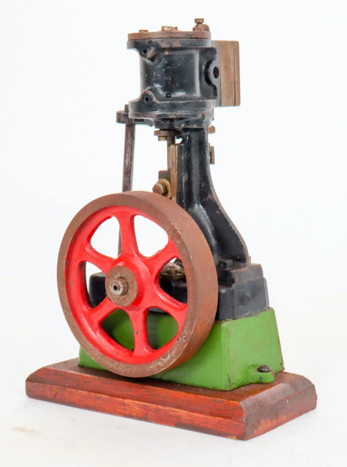 Pre-war Stuart 10V vertical engine