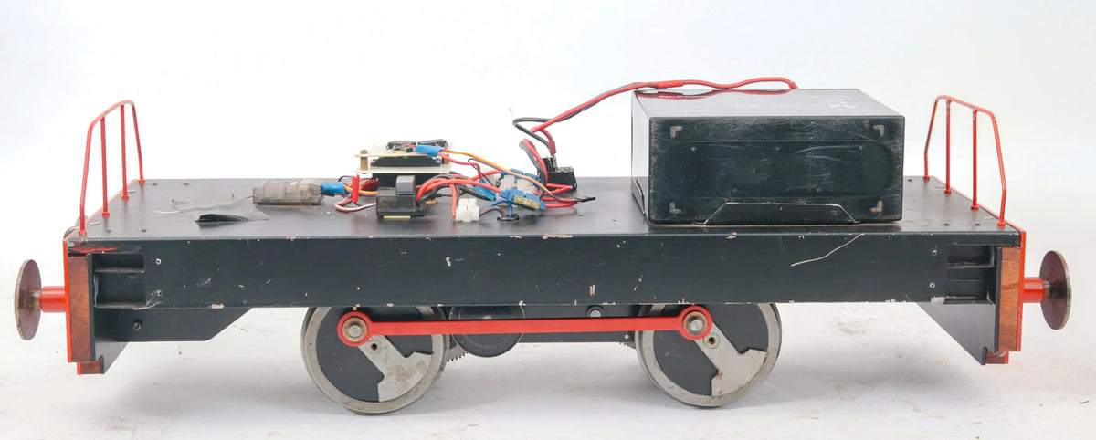 5 inch gauge freelance battery-electric shunter