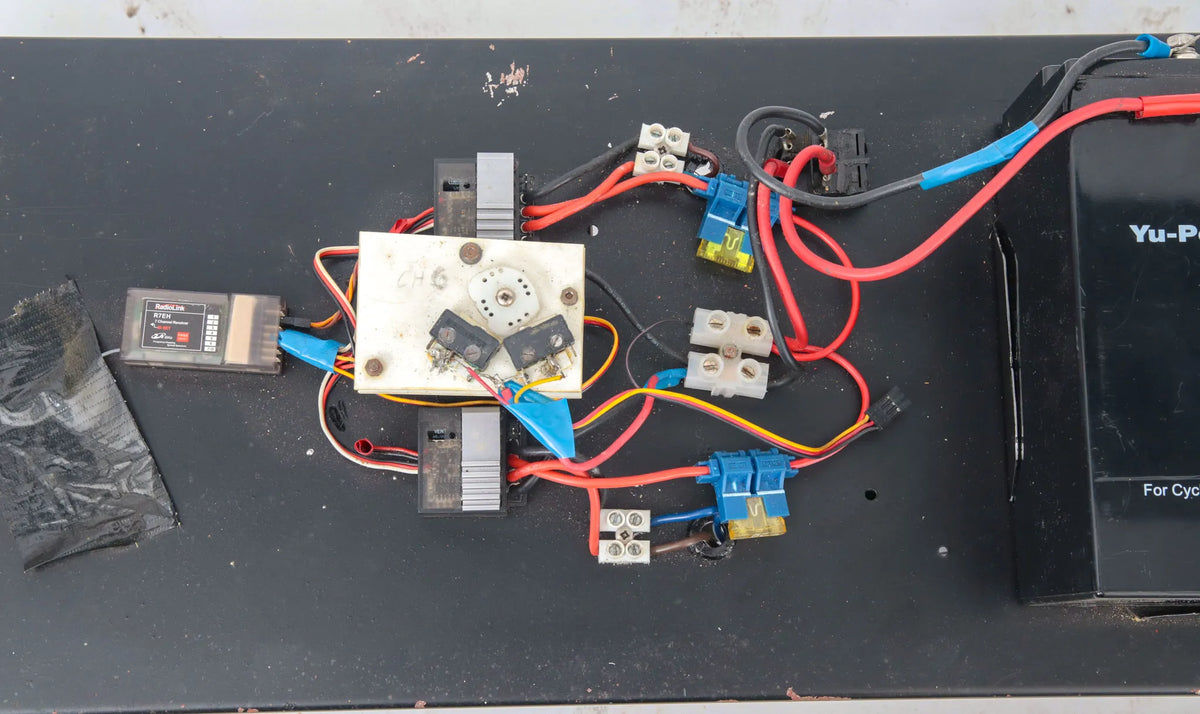 5 inch gauge freelance battery-electric shunter