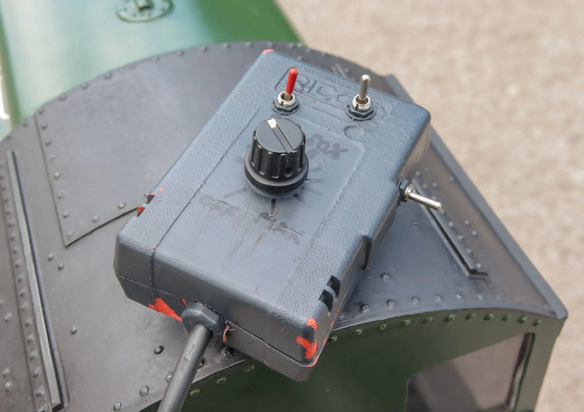 5 inch gauge Class 08 shunter