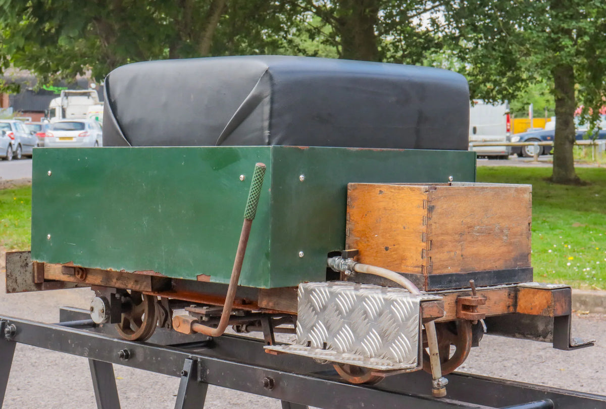 7 1/4 inch gauge braked tender