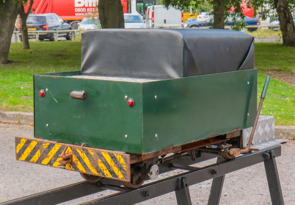 7 1/4 inch gauge braked tender