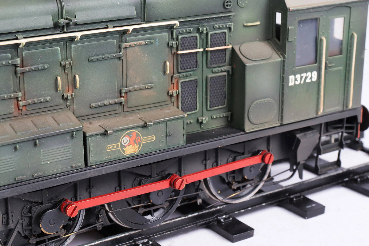 O-gauge Class 08 shunter